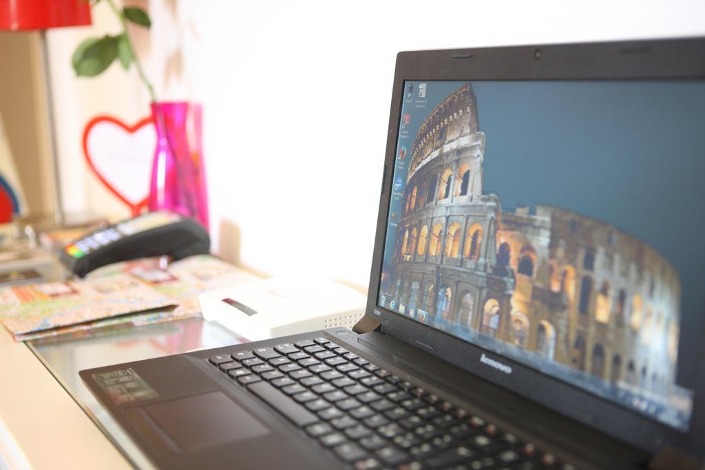 B&B Youbed Superior Rome Bagian luar foto